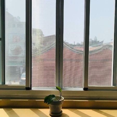 Temple Side Hostel Tainan Buitenkant foto
